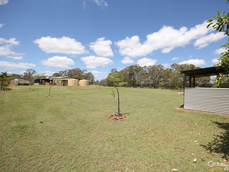 216 Old Bushs Road, Avondale QLD 4670