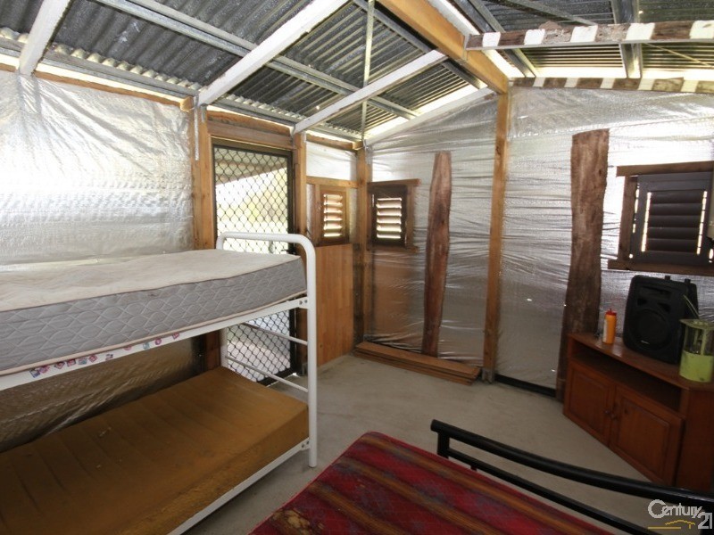216 Old Bushs Road, Avondale QLD 4670