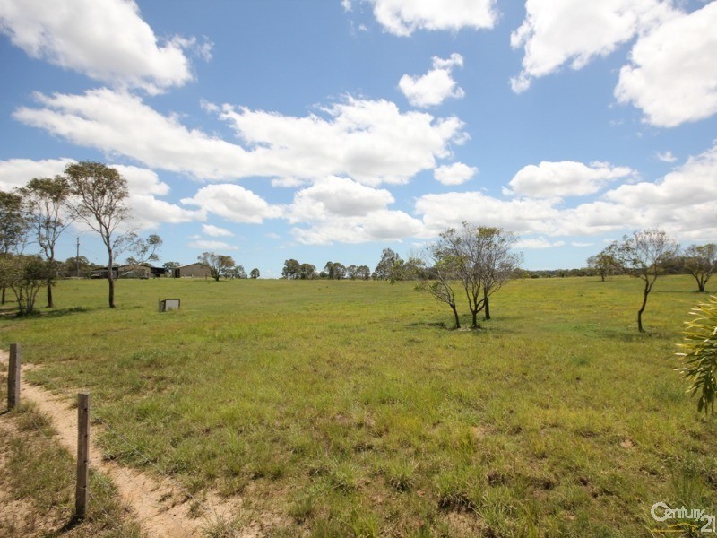 216 Old Bushs Road, Avondale QLD 4670