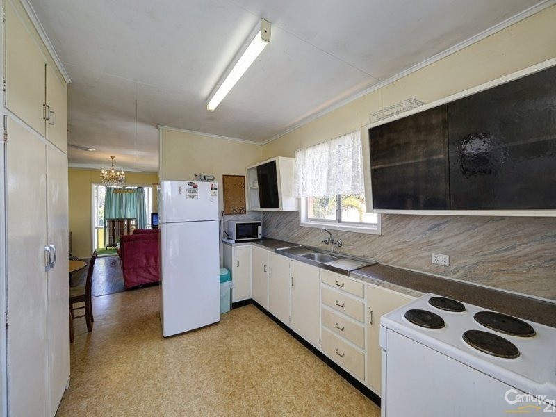 2  Lovett Street, Norville QLD 4670