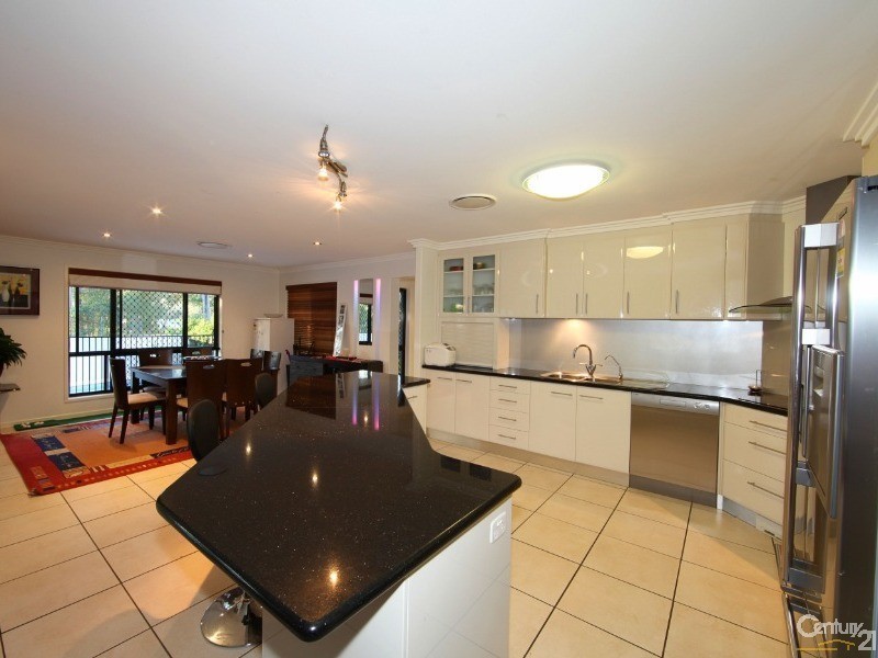 5 Bocks Road, Branyan QLD 4670
