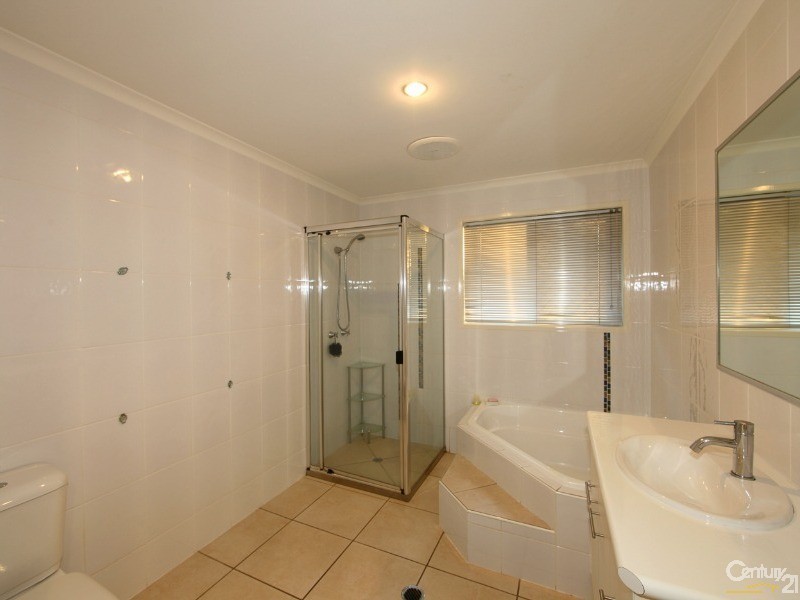 5 Bocks Road, Branyan QLD 4670