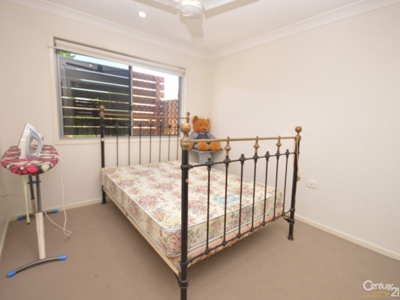 1/9  Robert Street, Bundaberg South QLD 4670