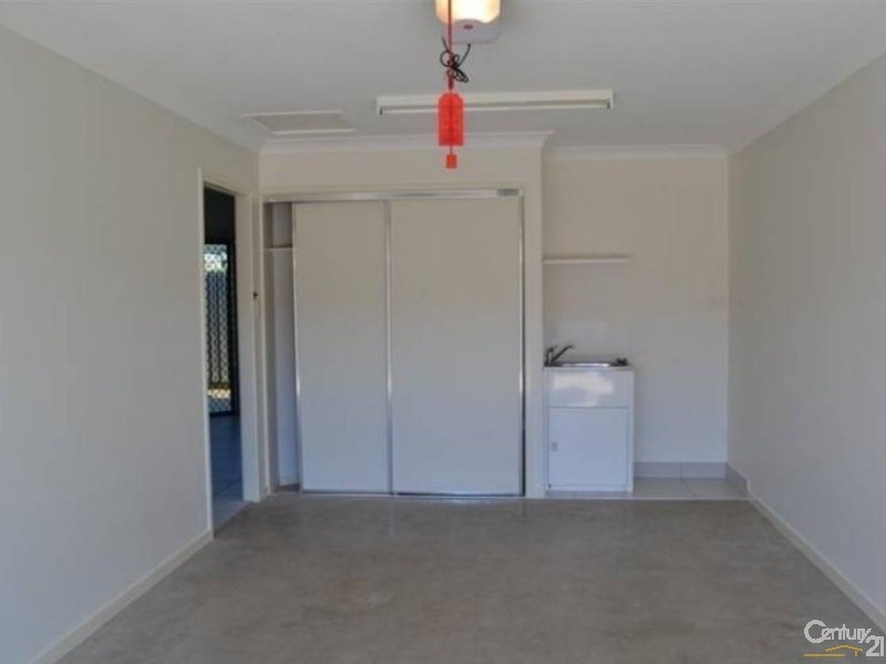 1/9  Robert Street, Bundaberg South QLD 4670