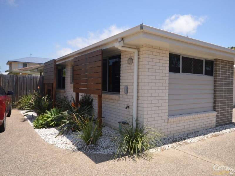 1/9  Robert Street, Bundaberg South QLD 4670