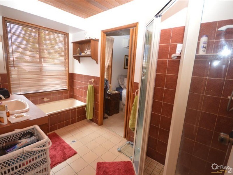 5 Clay Court, Kepnock QLD 4670