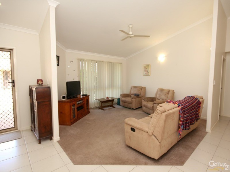 Unit 1/112 McCarthy Road, Avenell Heights QLD 4670