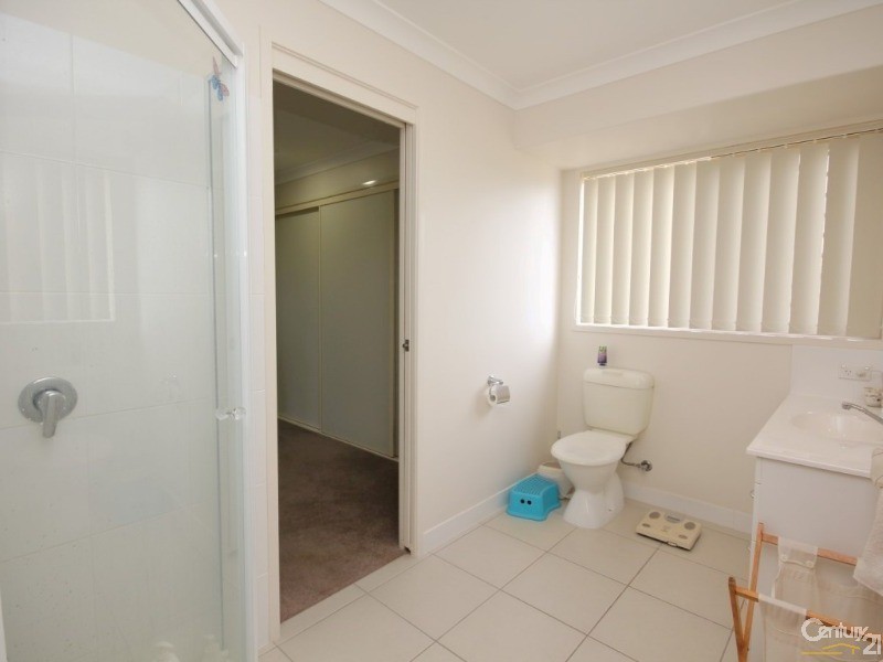 Unit 1/112 McCarthy Road, Avenell Heights QLD 4670