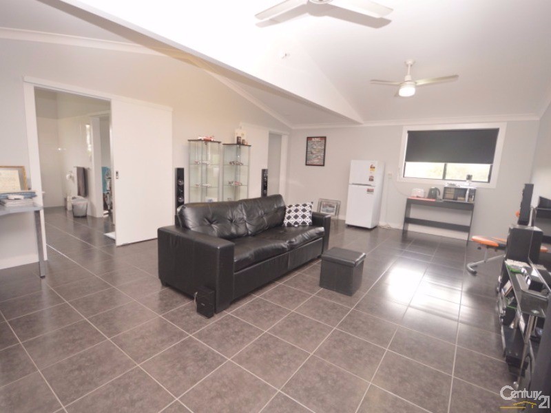 19 Hinrichs Road, Rosedale QLD 4674