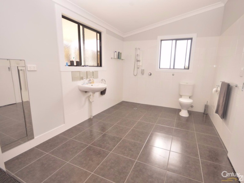 19 Hinrichs Road, Rosedale QLD 4674