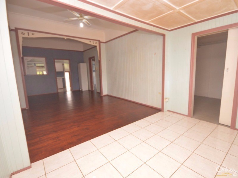 36  May Street, Walkervale QLD 4670