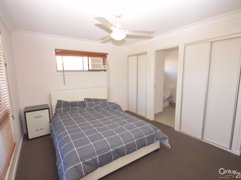 4 Rehbein Avenue, Qunaba QLD 4670