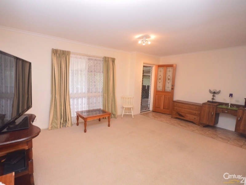 8  Sloane Street, Kalkie QLD 4670