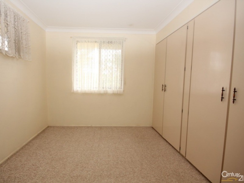 21 Brady Street, Avenell Heights QLD 4670