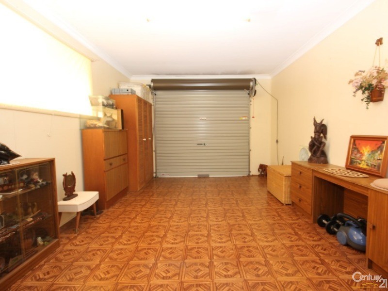 21 Brady Street, Avenell Heights QLD 4670