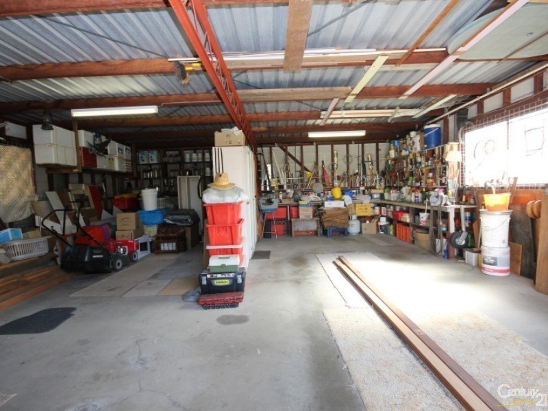 21 Brady Street, Avenell Heights QLD 4670