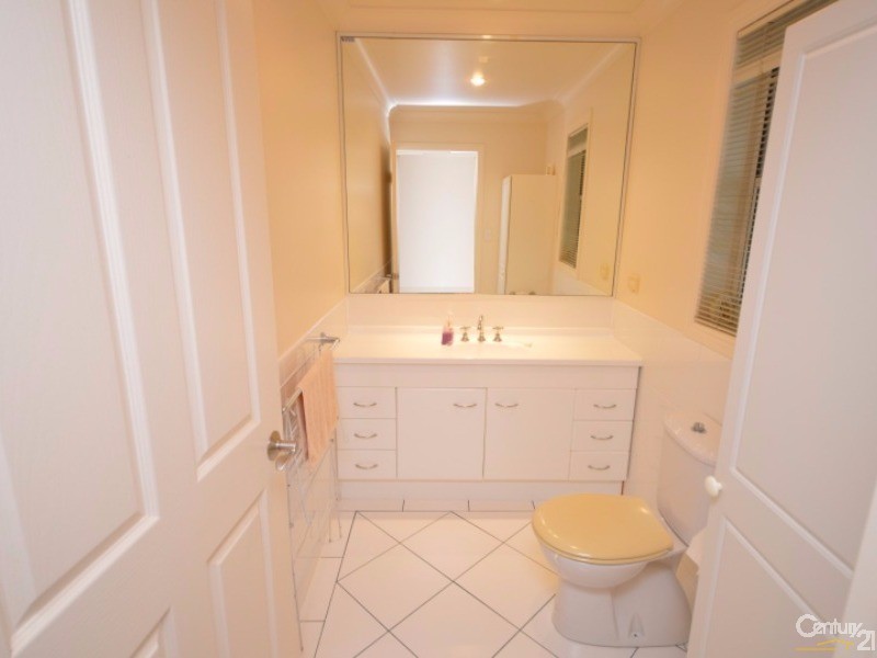 19/2  Sylvan Drive, Moore Park Beach QLD 4670