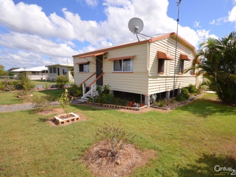 12 River Street, Avondale QLD 4670