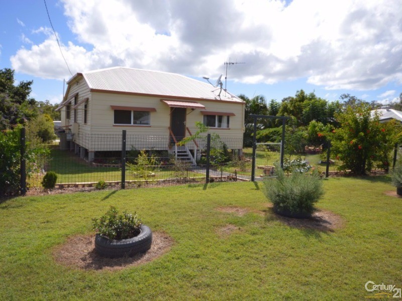 12 River Street, Avondale QLD 4670