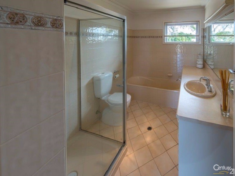 90  Elliott Heads Road, Kepnock QLD 4670