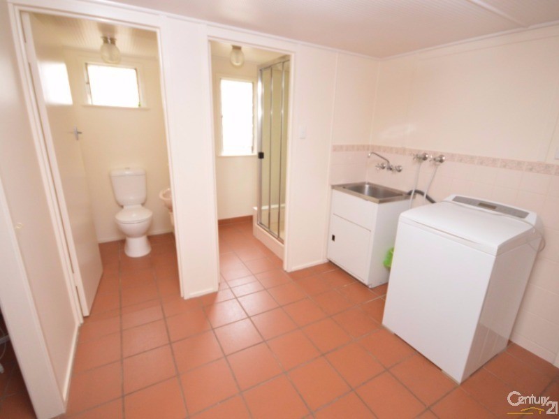 90  Elliott Heads Road, Kepnock QLD 4670