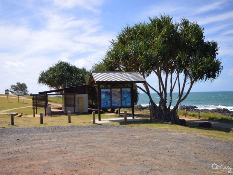 6  Arthur Brown Court, Coral Cove QLD 4670