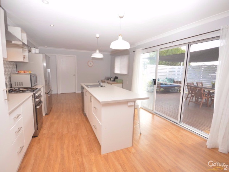 13 Musgrave Street, Avondale QLD 4670
