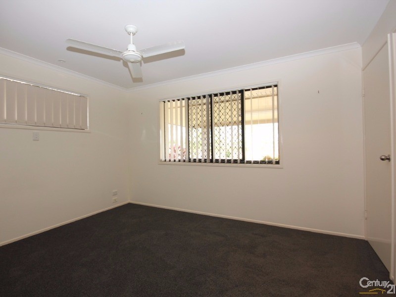 8 Slalom Crescent, Branyan QLD 4670