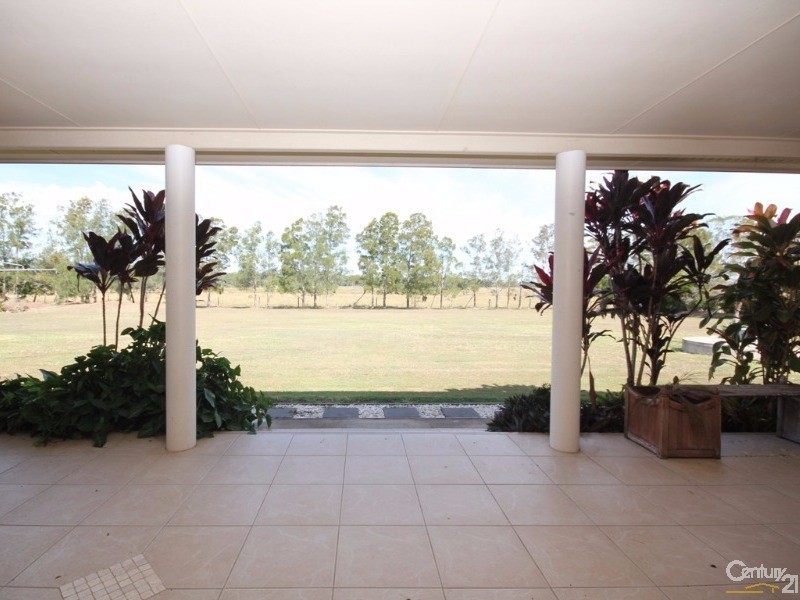 8 Slalom Crescent, Branyan QLD 4670