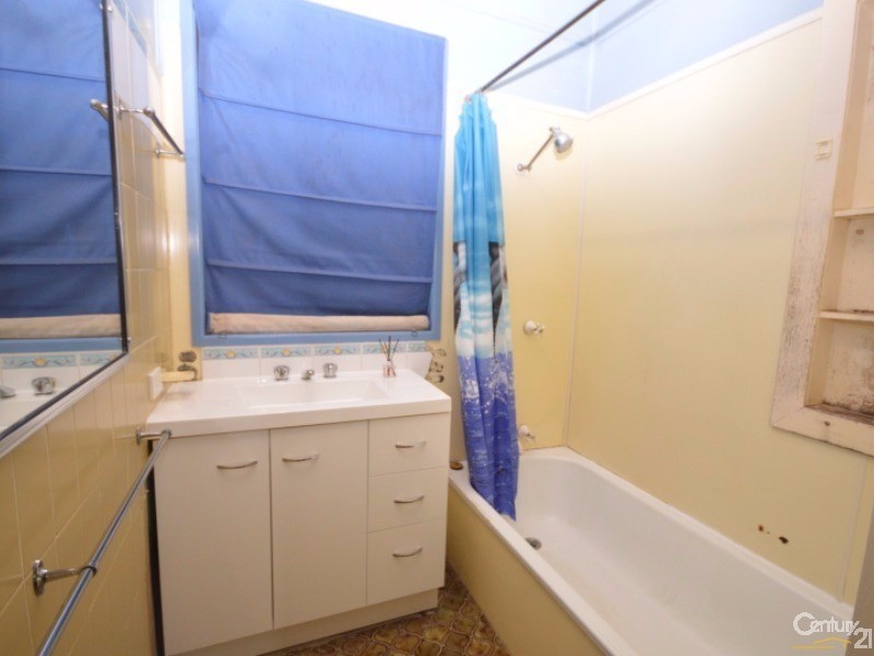 5  Eastgate Street, Bundaberg East QLD 4670