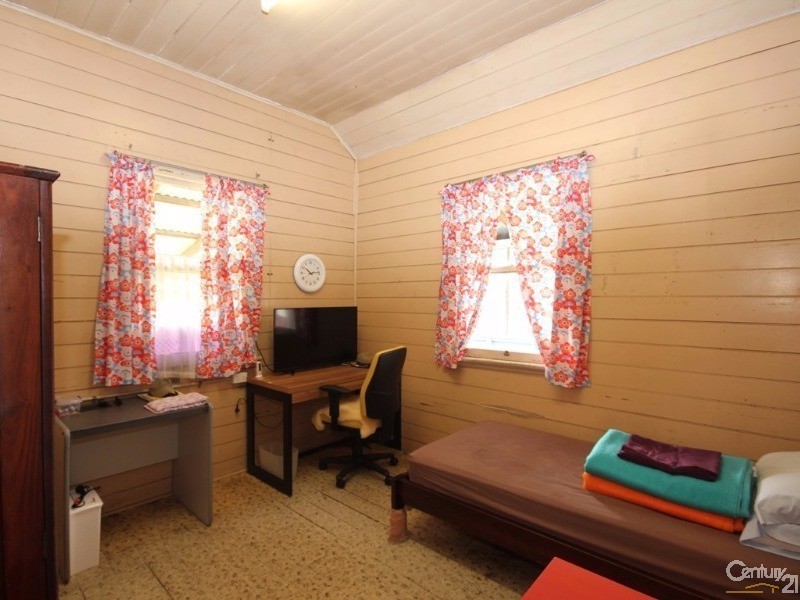 1  McIlwraith Street, Bundaberg Central QLD 4670