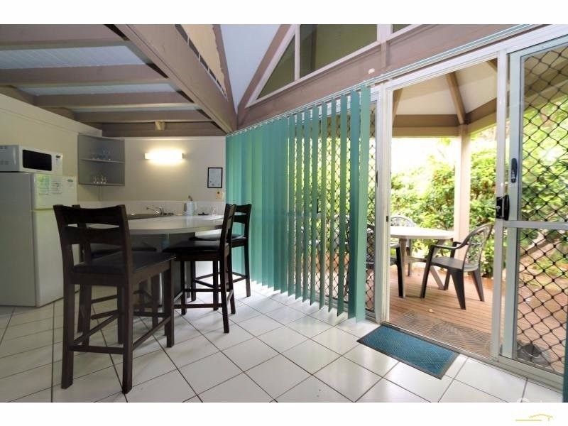 6/10 Trevors Road, Bargara QLD 4670