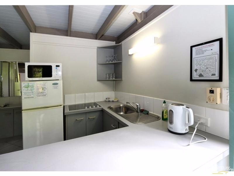 6/10 Trevors Road, Bargara QLD 4670