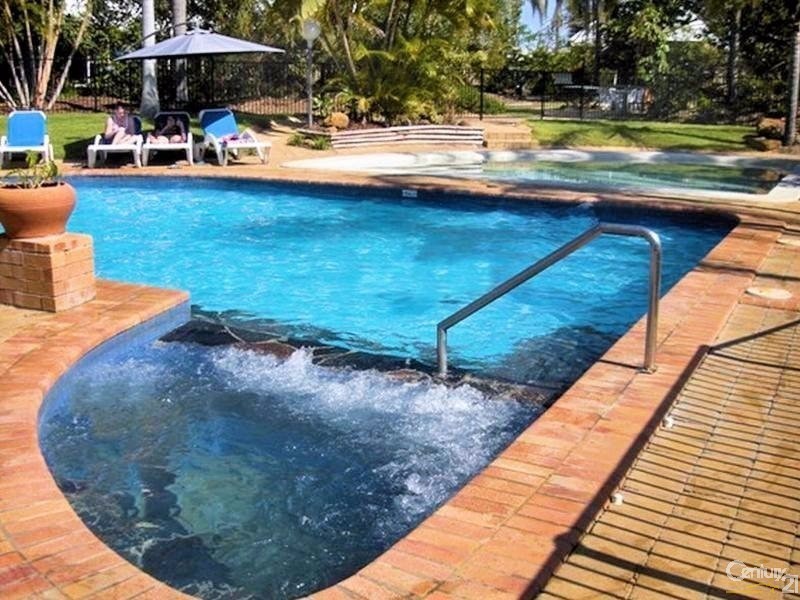 6/10 Trevors Road, Bargara QLD 4670