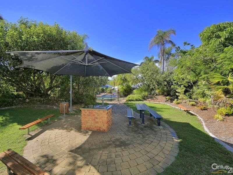 6/10 Trevors Road, Bargara QLD 4670