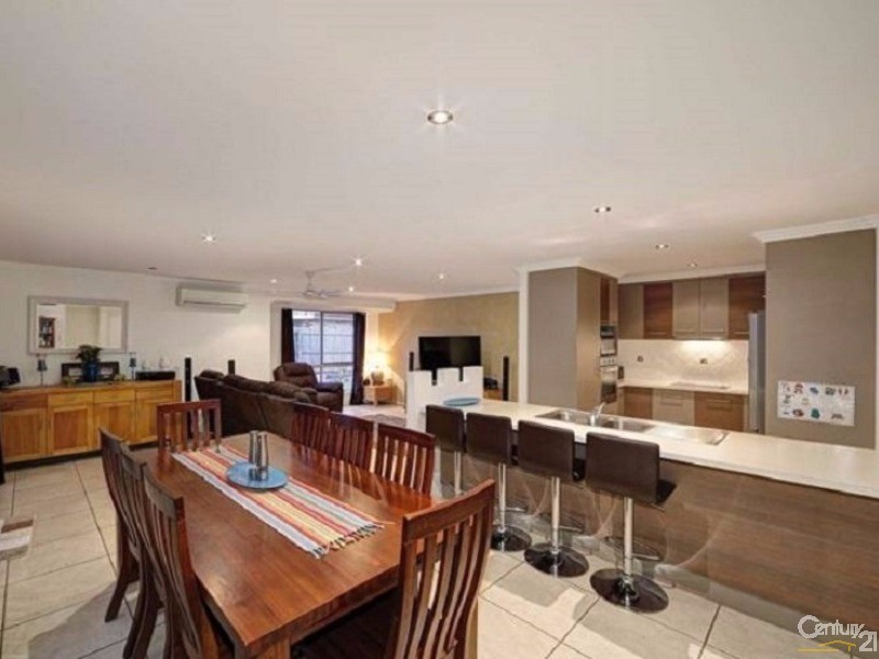 30 Tropicana Drive, Avoca QLD 4670