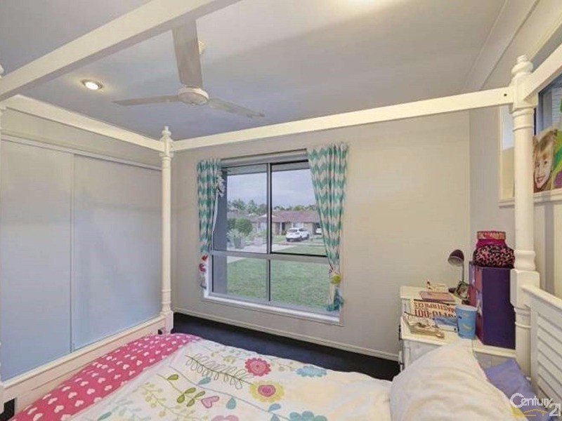30 Tropicana Drive, Avoca QLD 4670