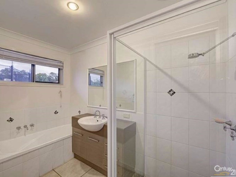 30 Tropicana Drive, Avoca QLD 4670