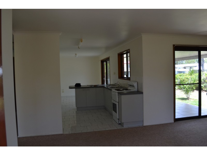 11 Blackall Street, Avondale QLD 4670