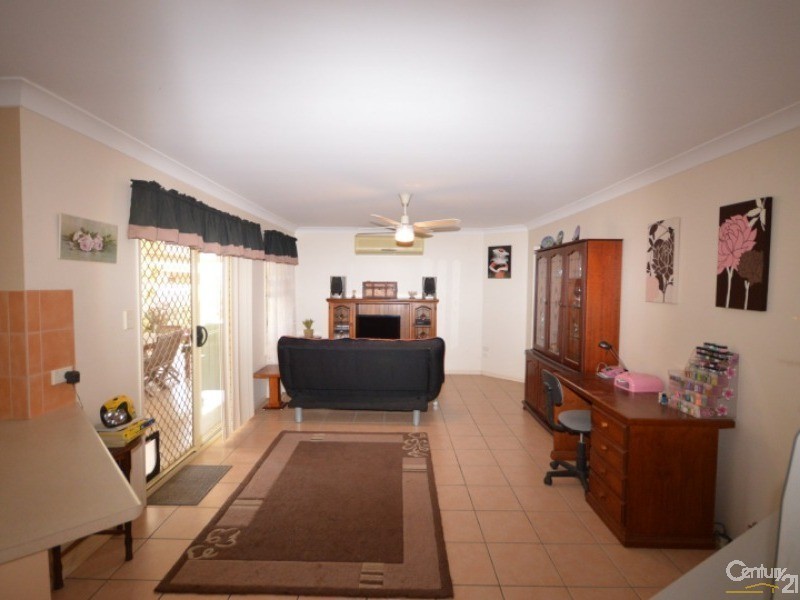 57 Pharlap Parade, Branyan QLD 4670