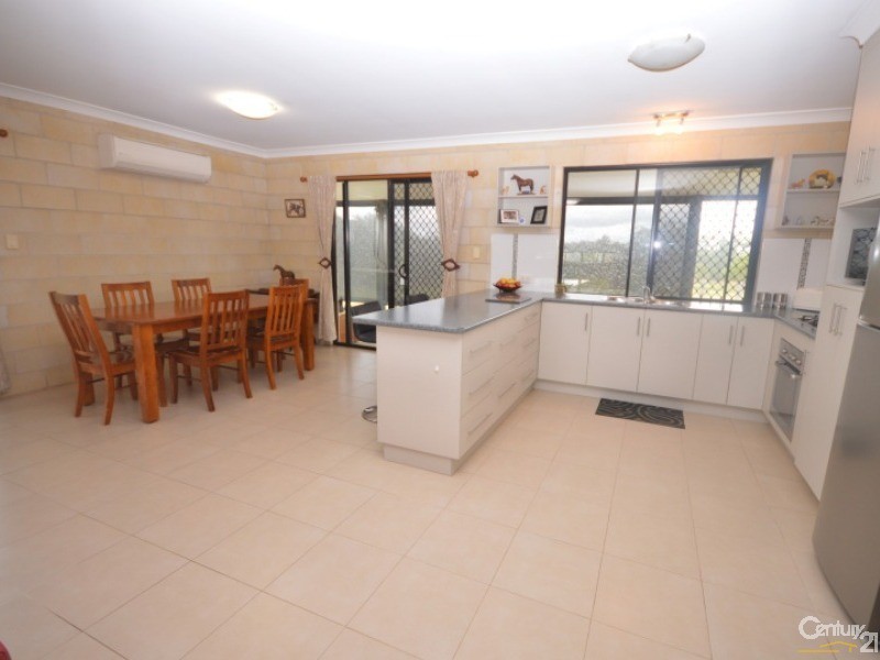 19 Hinrichs Road, Rosedale QLD 4674
