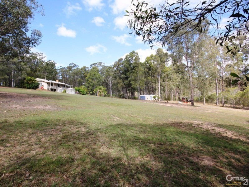 6 Hillandale Road, South Bingera QLD 4670