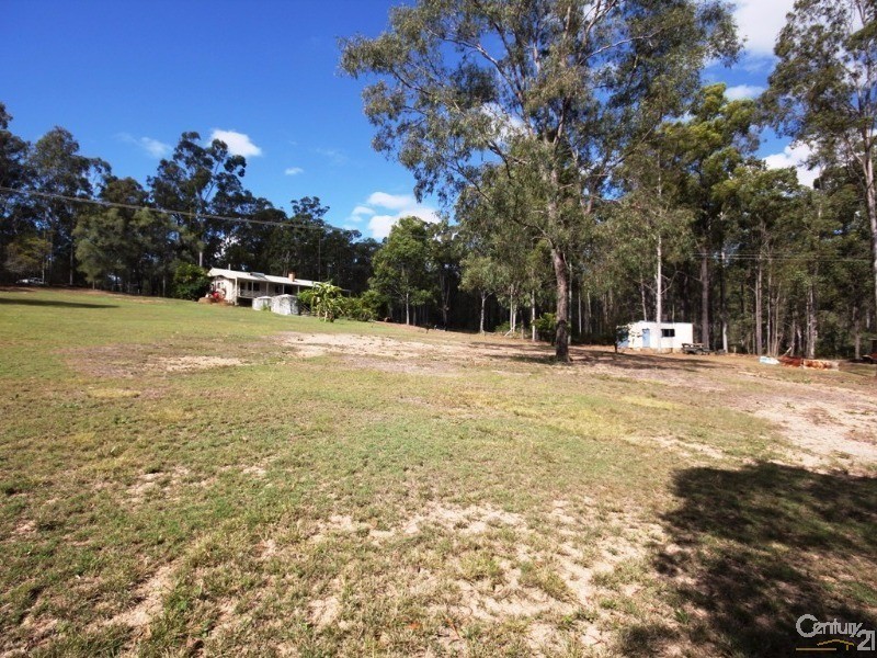 6 Hillandale Road, South Bingera QLD 4670