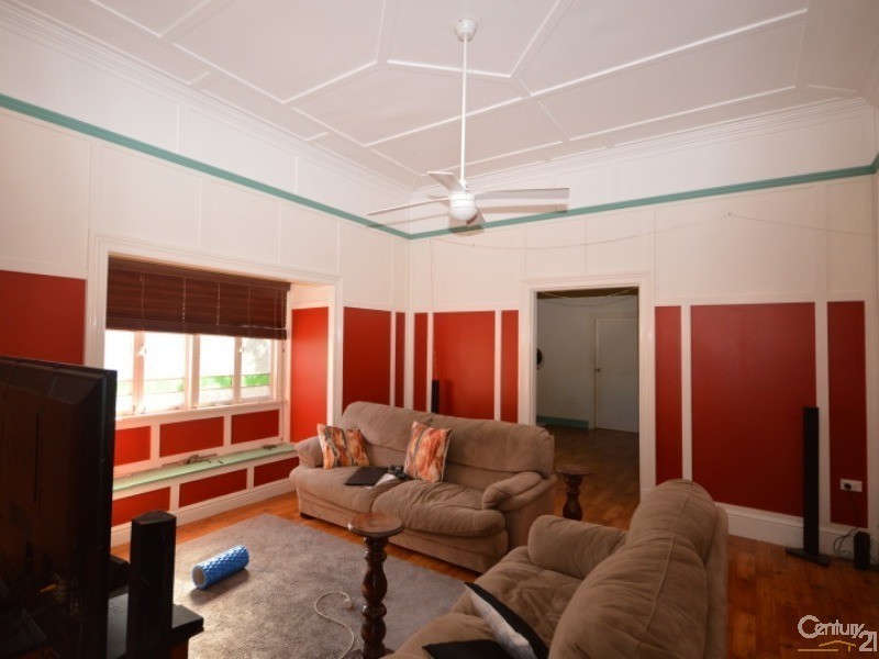 2  Waterview Road, Bundaberg North QLD 4670