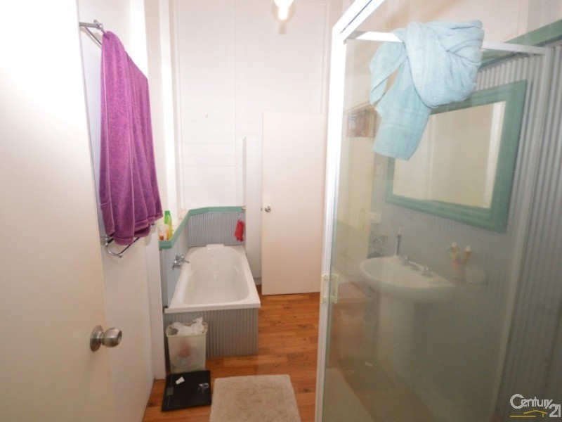 2  Waterview Road, Bundaberg North QLD 4670