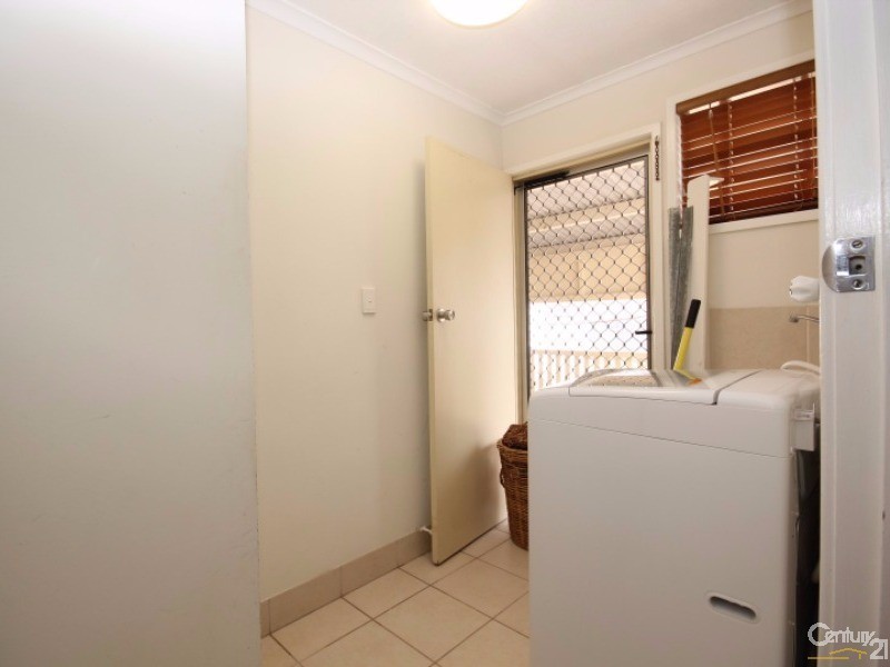 7 Peirson Street, Millbank QLD 4670