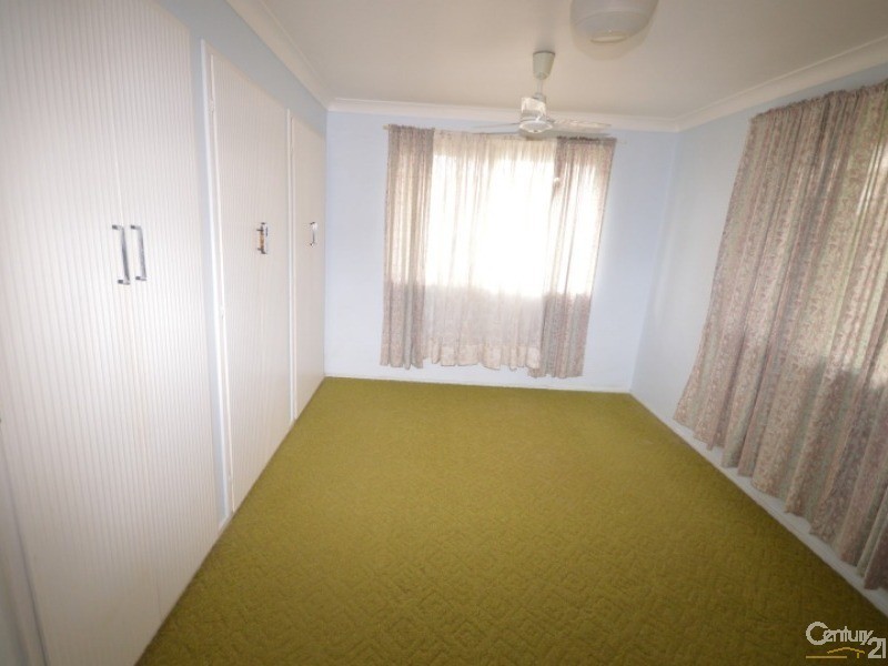 11 Rattray Street, Avenell Heights QLD 4670