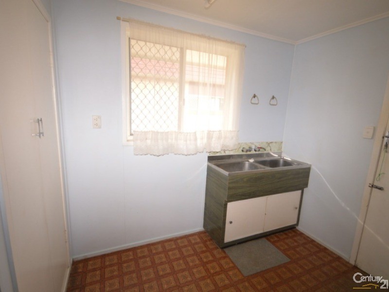 11 Rattray Street, Avenell Heights QLD 4670