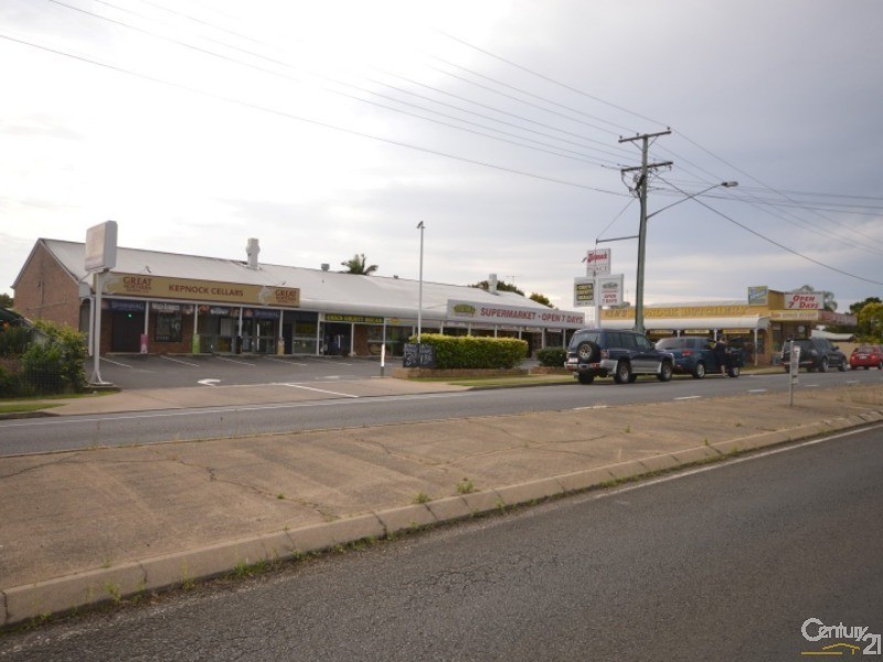 11 Rattray Street, Avenell Heights QLD 4670