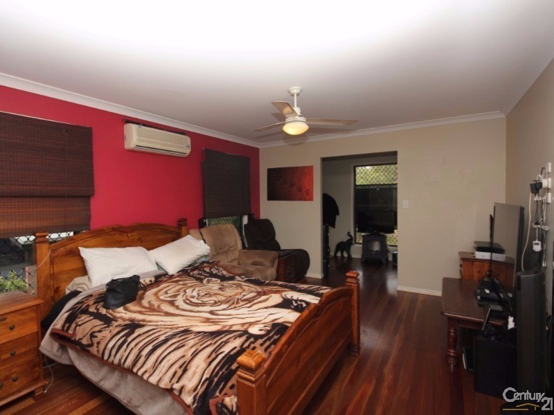 27 Kindt Street, Moore Park Beach QLD 4670